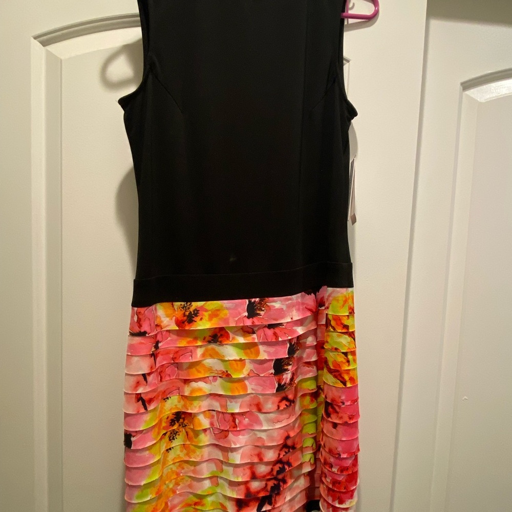 Julia Jordan Size 10 Black and Floral Dress NWT